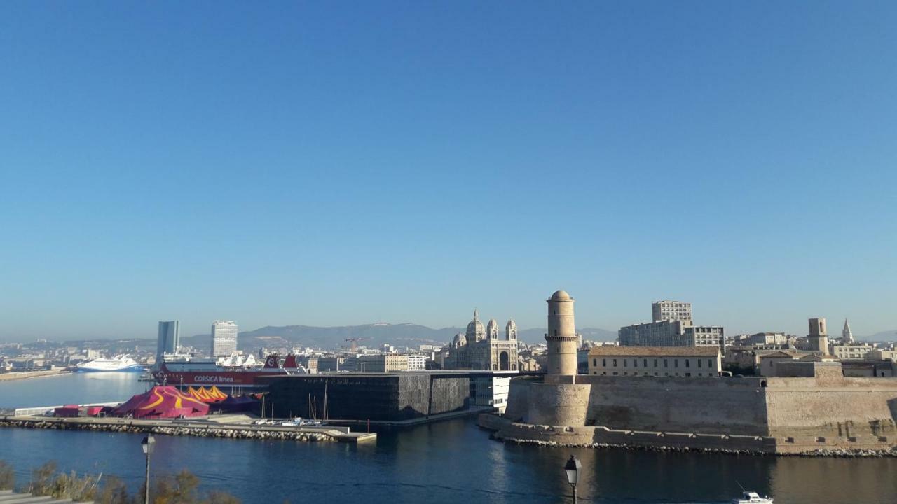 Grand Studio Au Pied Du Panier Apartment Marseille Ngoại thất bức ảnh